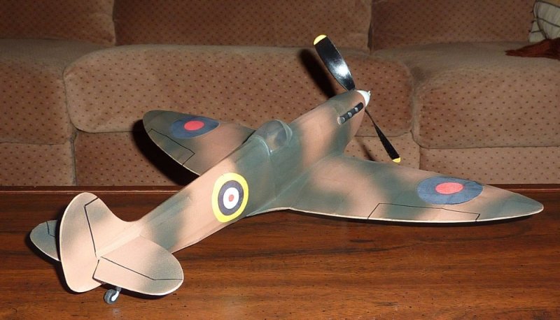 Guillows Supermarine Spitfire Mk1 P1150612